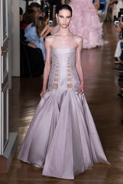 Look 34